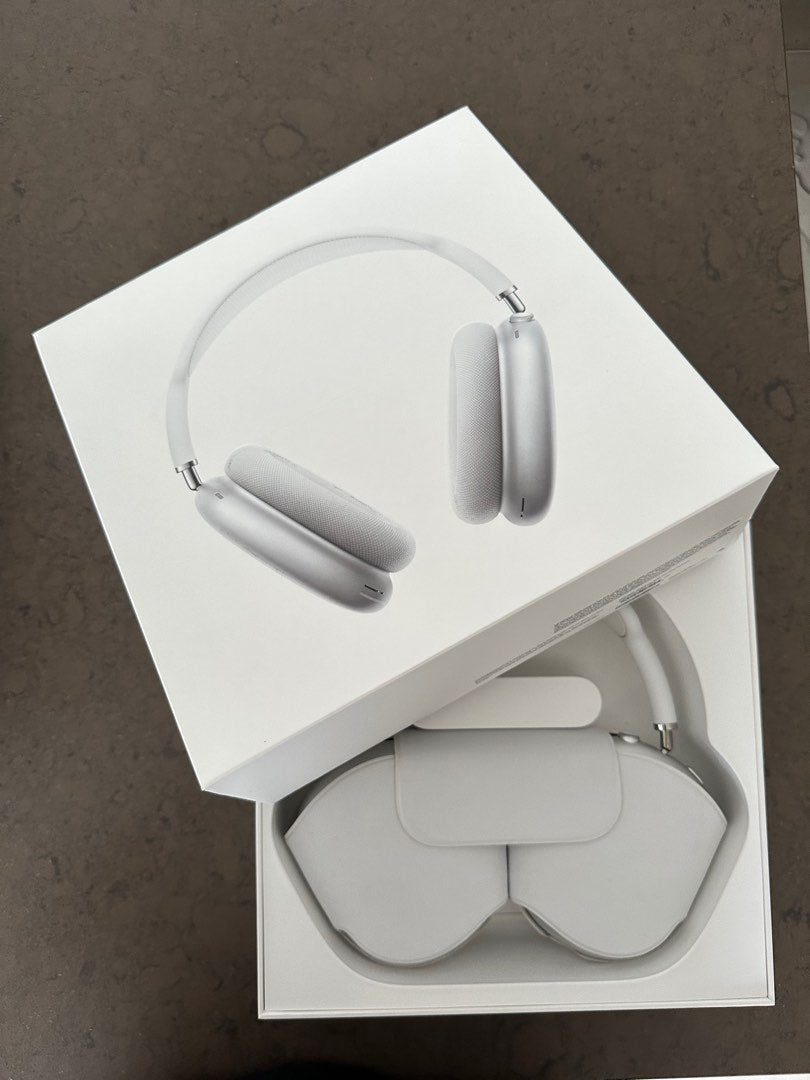 AirPods max vendor